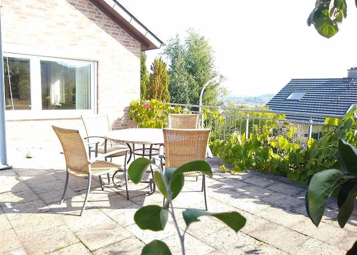 Burgblick-fewo Töpfer * Annweiler am Trifels